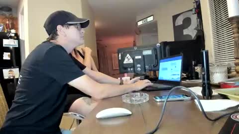 Snapshot of squirt_vip_room chatting on December 2025 04:52:02 AM Roxy Day Mossimo Knight online show from December 2025 04:52:02 AM