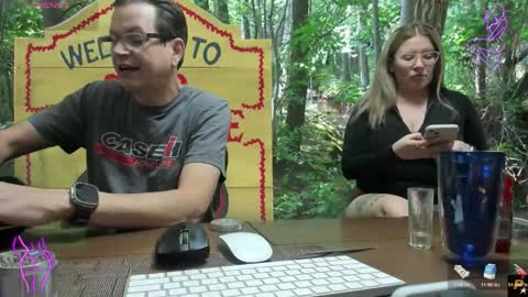 Snapshot of squirt_vip_room chatting on February 2026 01:46:01 AM Roxy Day Mossimo Knight online show from February 2026 01:46:01 AM