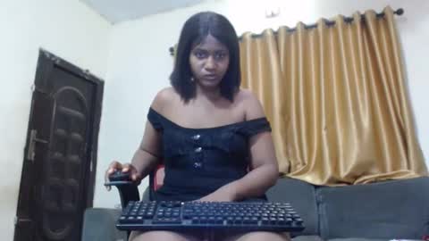 melanie online show from April 2026 04:59:01 AM