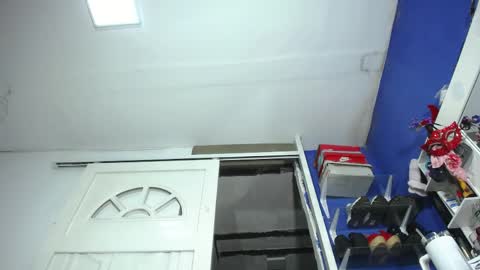 squirter_girl69 online show from April 2026 05:14:02 AM