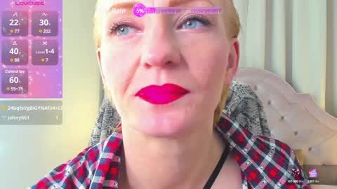 Alisa online show from December 2024 08:33:01 PM