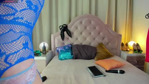 Alisa online show from January 2025 11:21:02 PM