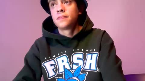 Snapshot of sr_bolaiinas chatting on December 2024 11:04:02 AM sr_bolaiinas online show from December 2024 11:04:02 AM