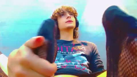 ethan online show from September 2025 02:18:02 PM