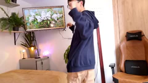 sr_evann online show from April 2026 03:39:02 PM