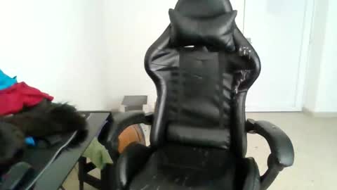 Snapshot of srbey_ chatting on November 2025 11:14:01 PM Vic online show from November 2025 11:14:01 PM