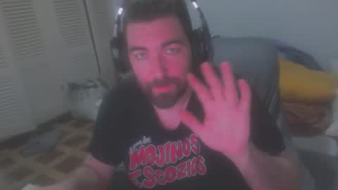 Snapshot of srcolegau chatting on February 2026 11:03:01 PM srcolegau online show from February 2026 11:03:01 PM