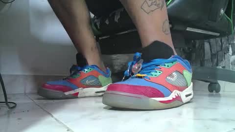 sr master cum its my old account online show from December 2025 08:04:01 PM