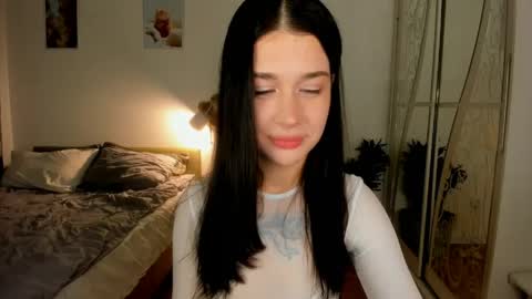 Snapshot of ssash1mii chatting on April 2026 09:49:02 PM Hey guys i miss you so much online show from April 2026 09:49:02 PM