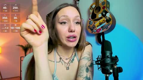 Snapshot of sshawty chatting on January 2025 02:19:01 PM Anni if Im offline for a long time Im depressed feel free to support me offline online show from January 2025 02:19:01 PM