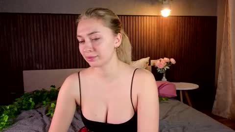 Snapshot of sssecretgirlfriend chatting on November 2025 01:21:02 PM Kate online show from November 2025 01:21:02 PM