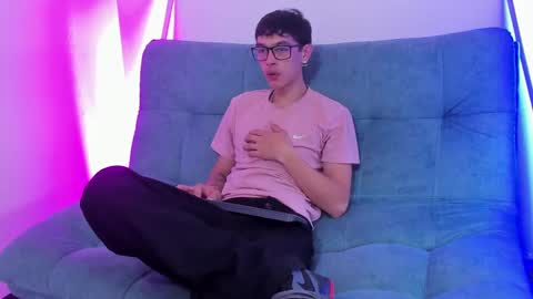 Ssweetthott online show from March 2025 12:28:01 PM