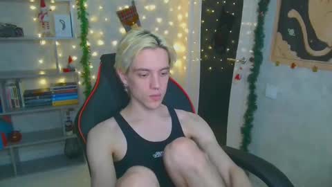 Snapshot of st_koshin chatting on December 2024 02:57:01 AM Nick Gasai online show from December 2024 02:57:01 AM