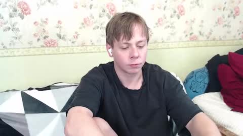 Snapshot of st_rudy chatting on February 2025 10:44:02 AM Joe Peach online show from February 2025 10:44:02 AM