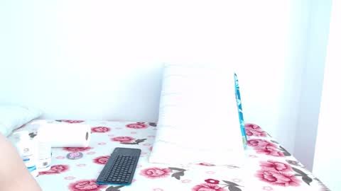 stacey_taylor7 online show from February 2026 01:06:01 PM