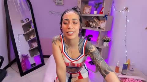 Stacey lee online show from February 2026 07:20:01 PM