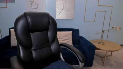 Stacy Woods online show from December 2024 10:28:02 AM