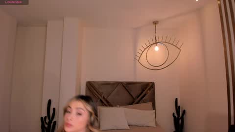 Stacy Woods online show from May 2026 11:50:02 AM