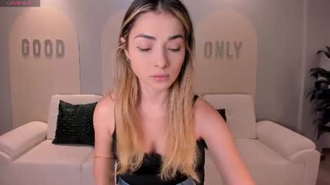 Stacy Woods online show from June 2026 11:35:02 AM