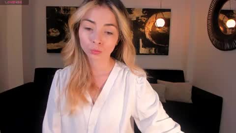 Stacy Woods online show from July 2026 11:05:02 AM