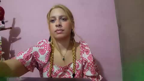 Snapshot of stacieauker chatting on February 2026 02:48:01 AM Staci online show from February 2026 02:48:01 AM