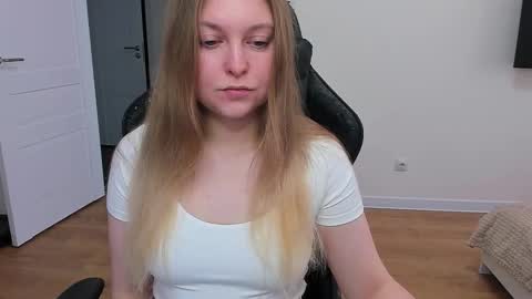 Stacy  online show from February 2026 10:42:01 AM