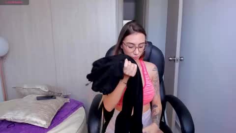 Snapshot of stacyconner chatting on September 2025 06:55:01 PM Stacy Conner online show from September 2025 06:55:01 PM