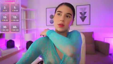 stacycooper_ online show from July 2026 07:05:01 PM
