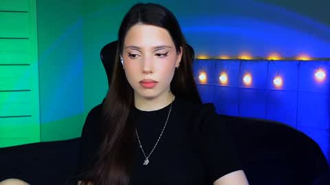 Snapshot of stacygonzales_ chatting on December 2024 07:05:02 AM Bye bye dear See you on December 3st online show from December 2024 07:05:02 AM