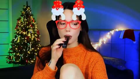 Snapshot of stacygonzales_ chatting on December 2024 12:09:02 PM Bye bye dear See you on December 3st online show from December 2024 12:09:02 PM