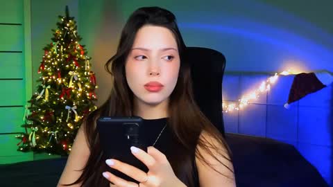 Snapshot of stacygonzales_ chatting on January 2025 02:12:02 PM Bye bye dear See you on December 3st online show from January 2025 02:12:02 PM