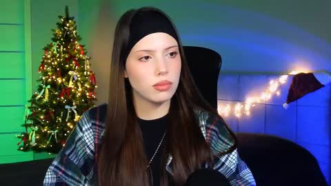 Snapshot of stacygonzales_ chatting on January 2025 10:07:02 AM Bye bye dear See you on December 3st online show from January 2025 10:07:02 AM