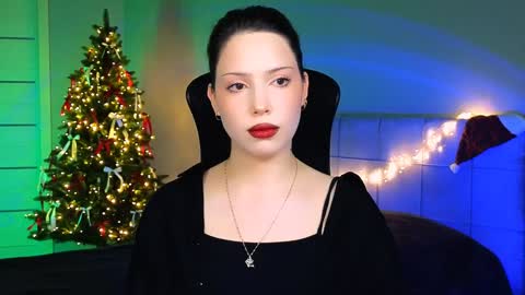 Snapshot of stacygonzales_ chatting on January 2025 10:22:01 AM Bye bye dear See you on December 3st online show from January 2025 10:22:01 AM