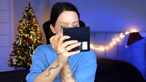 Snapshot of stacygonzales_ chatting on January 2025 07:08:02 AM Bye bye dear See you on December 3st online show from January 2025 07:08:02 AM