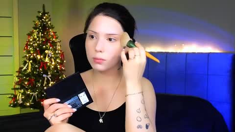 Snapshot of stacygonzales_ chatting on January 2025 07:32:02 AM Bye bye dear See you on December 3st online show from January 2025 07:32:02 AM