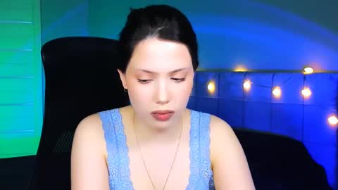 Snapshot of stacygonzales_ chatting on March 2025 08:34:01 AM Bye bye dear See you on December 3st online show from March 2025 08:34:01 AM