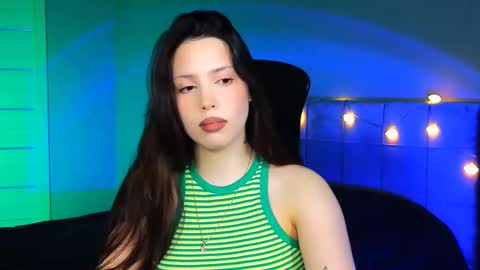 Snapshot of stacygonzales_ chatting on March 2025 09:18:02 AM Bye bye dear See you on December 3st online show from March 2025 09:18:02 AM