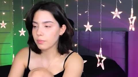 Snapshot of stacygonzales_ chatting on October 2025 08:17:01 AM Bye bye dear See you on December 3st online show from October 2025 08:17:01 AM