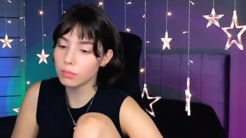 Snapshot of stacygonzales_ chatting on October 2025 12:27:01 PM Bye bye dear See you on December 3st online show from October 2025 12:27:01 PM