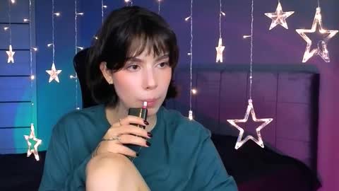 Snapshot of stacygonzales_ chatting on October 2025 11:58:01 AM Bye bye dear See you on December 3st online show from October 2025 11:58:01 AM