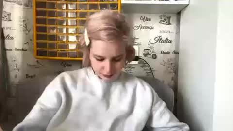 Snapshot of stacytrayler chatting on February 2026 05:47:01 AM Emma online show from February 2026 05:47:01 AM