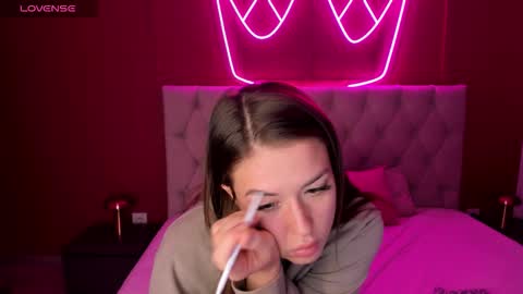 Stacy online show from October 2025 02:01:02 AM