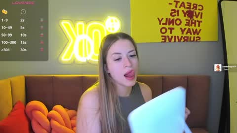 Stacy online show from April 2026 01:43:01 AM