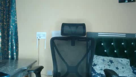 calvin online show from May 2026 04:18:01 AM