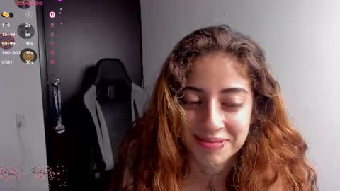 Snapshot of star_shooting chatting on October 2025 12:44:01 AM star_shooting online show from October 2025 12:44:01 AM