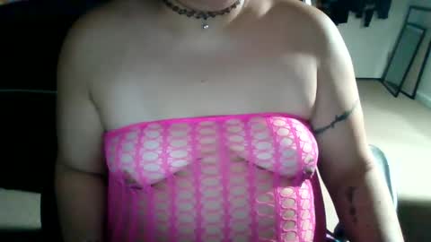 Snapshot of starella___saxxxton chatting on January 2025 11:43:01 AM starella___saxxxton online show from January 2025 11:43:01 AM