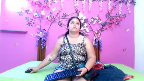Snapshot of starfishanal21 chatting on May 2026 07:09:02 PM alejandra online show from May 2026 07:09:02 PM
