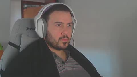 stark_86 online show from December 2024 02:57:01 PM