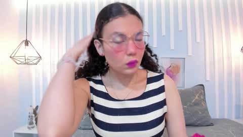 Snapshot of starkjoness chatting on October 2025 12:15:01 PM Stark Jones online show from October 2025 12:15:01 PM