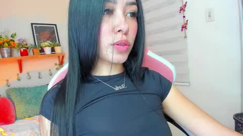 Snapshot of starlie_ chatting on March 2025 11:54:02 PM Alisson online show from March 2025 11:54:02 PM